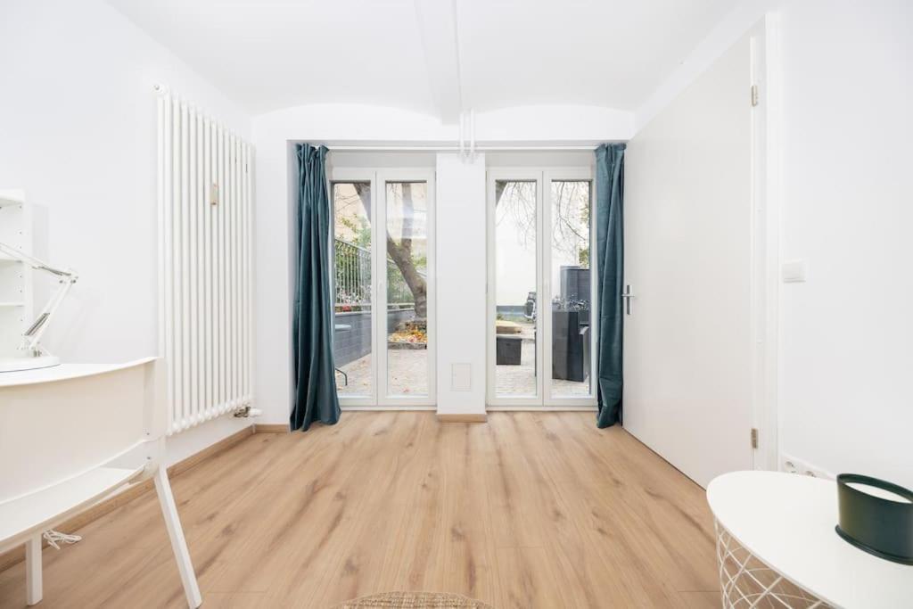 Terrassen-wohnung Am Goerlitzer Park In Kreuzberg Lejlighed Berlin